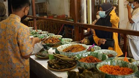 Tempat Wisata Kuliner Di Tasikmalaya Yang Cocok Untuk Bukber Di Bulan