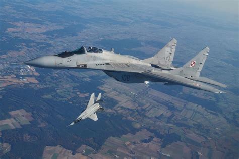 Varsovie livre quatre chasseurs Mig 29 à lUkraine