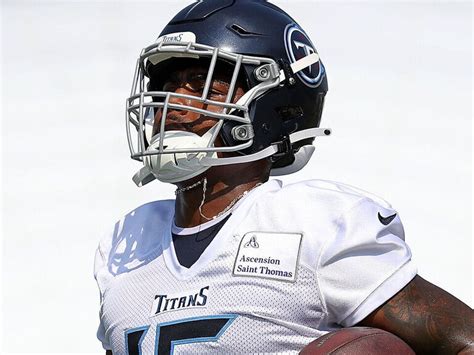 Report Titans Burks Suffers Lcl Sprain During Practice