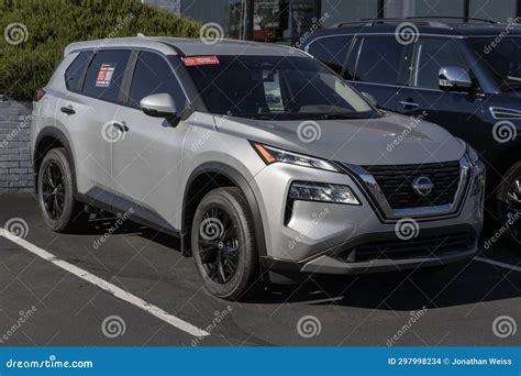 Nissan Certified Pre Owned Used Rogue Display With Supply Issues