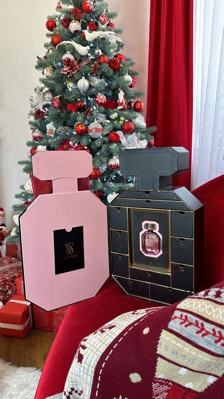 Адвент календар advent calendar victorias secret цена 8500 грн в