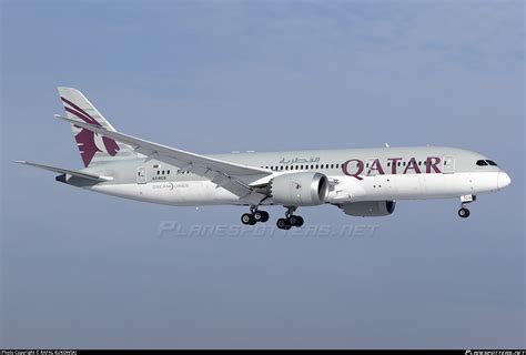 A7 BCS Qatar Airways Boeing 787 8 Dreamliner Photo By RAFAL KUKOWSKI