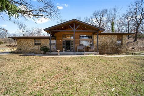 11 SE 582nd Trl Locust Grove OK 74352 Trulia