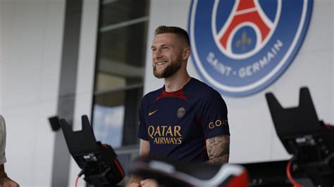 PSG Milan Skriniar désigne les 2 meilleurs joueurs du monde