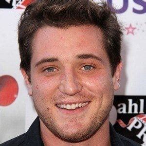 Trevor Morgan - Bio, Family, Trivia | Famous Birthdays