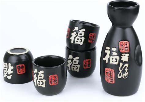 Punnio Ceramic Sake Set 5pcs Japanese Saki Set With 1 Sake Carafe 4 Sake Cups