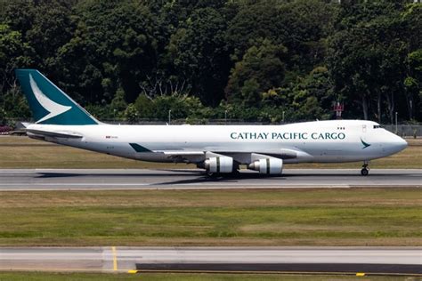 Cathay Pacific Plans B747 400F Replacement