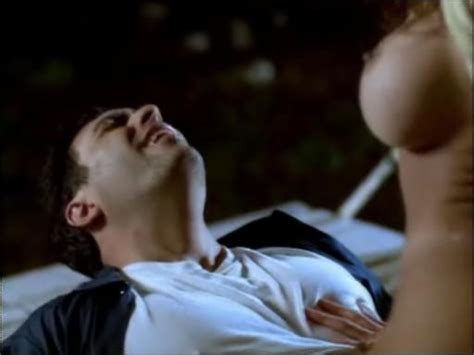 Raptor Nude Pics Page 1