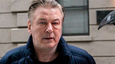 Alec Baldwin Nach Todesschuss Bei Western Dreh Angeklagt