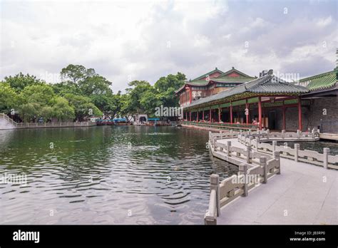 Chinese garden Architecture Stock Photo - Alamy