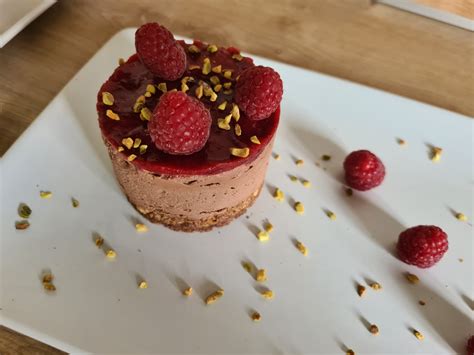 Mousse Chocolat Framboises Et Son Miroir La Framboise Gourmandise