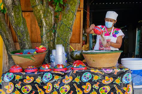 In Mexico, Tejate Vendor Adapts Tradition to Protect Health | Global ...