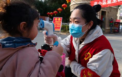 艺术与教育学院开展大学生抗疫先进个人评选活动 艺术与教育学院