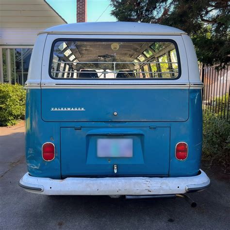 Survivor Volkswagen Type 2 Deluxe 21 Window Samba Is In Dire Need Of