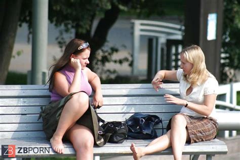 Oopss Upskirts Part Two Descuidos De Calsones Ricos Zb Porn