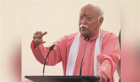 Rss Chief Mohan Bhagwat Visits Mosque Meets Umer Ilyasi Of Imam