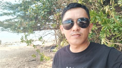 Piknik Ke Pantai Youtube