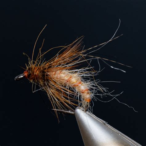 Caddis Pupa Cream Von Marios Fliegendose 3 00