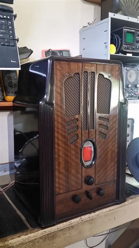 Big Philco Tombstone 116b Russ Old Radios