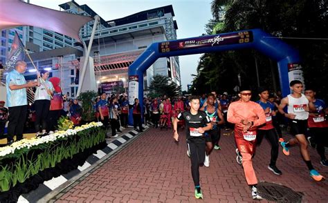 Tengku Permaisuri Of Selangor Flags Off International Songket Run 3 0