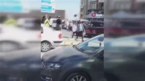 Bakırköyde Pazarda Panik Anları Kamerada Yakalanan Hırsız bomba Var