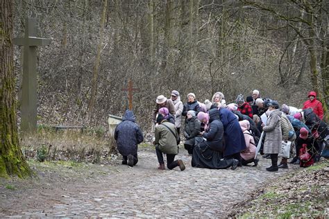 Droga Krzyżowa w bydgoskiej Dolinie Śmierci i spotkanie Rodziny Radia