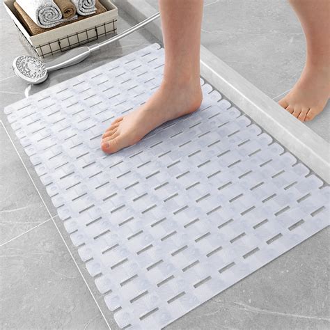 Cleaning Bath Mats With Suction Cups Using Vinegar: Effortless Shine! - VeryWell Kitchen