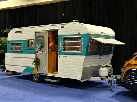 S Holiday Rambler Vacationer A Caravan From The Past Flickr