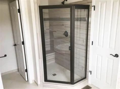 About Aldora: Architectural Glass and Aluminum Systems, Delivered