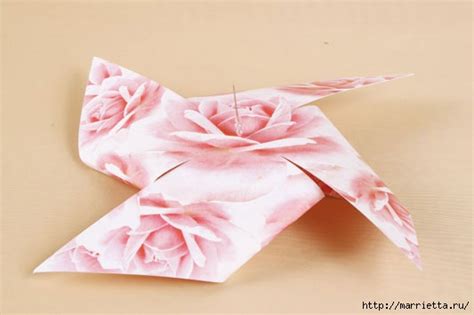 Вертушка. Простенький декор для украшения интерьера детского садика