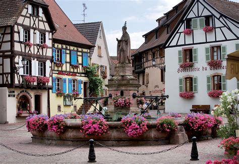 Eguisheim Haut Rhin L Un Des Plus Beaux Villages De France En Alsace