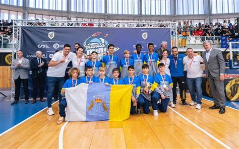 Canarias Se Cuelga La Medalla De Bronce Con El Equipo Masculino En El