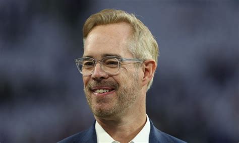 Buccaneers – Saints: Joe Buck was confusinly energetic during intros