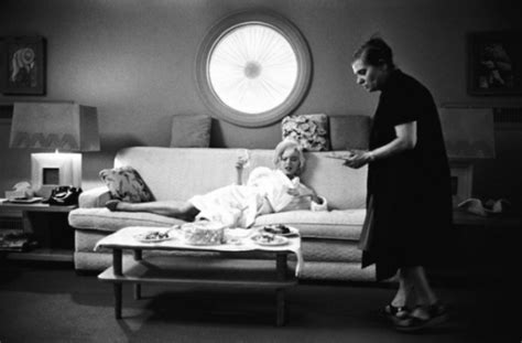 Tuyệt phẩm ảnh nude của Marilyn Monroe Tạp chí Đẹp