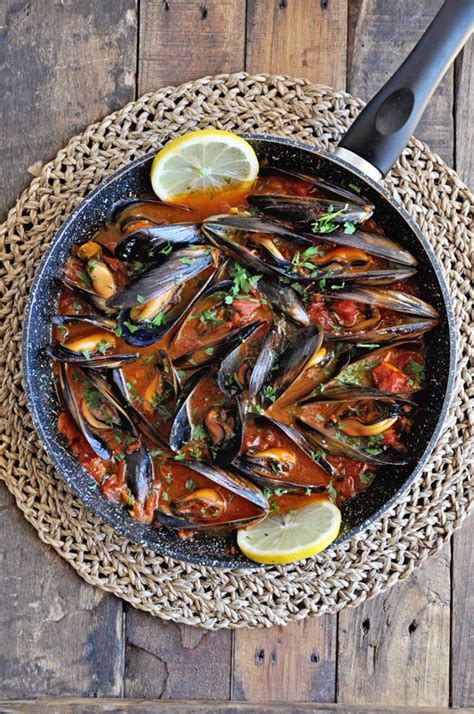 Spanish Mussels Recipe With Paprika Tomatoes Artofit