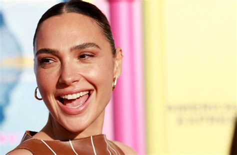 Gal Gadot Braless Barbie Premiere Hot Celebs Home