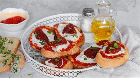 Bruschette Con Nduja La Ricetta Del Finger Food Calabrese Facile E