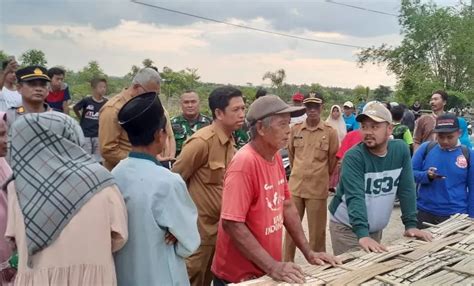 Tanggul Tanggul Jebol Banjir Kali Lamong Di Gresik Meluas Jawa Pos