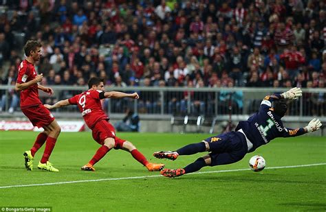 Robert Lewandowski Scores Five Goals In Nine Minutes For Bayern Munich