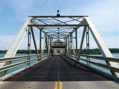 HistoricBridges.org - Grosse Ile Toll Bridge Photo Gallery