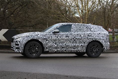 2016 Jaguar F Pace Suv Spied Inside And Out Autoevolution