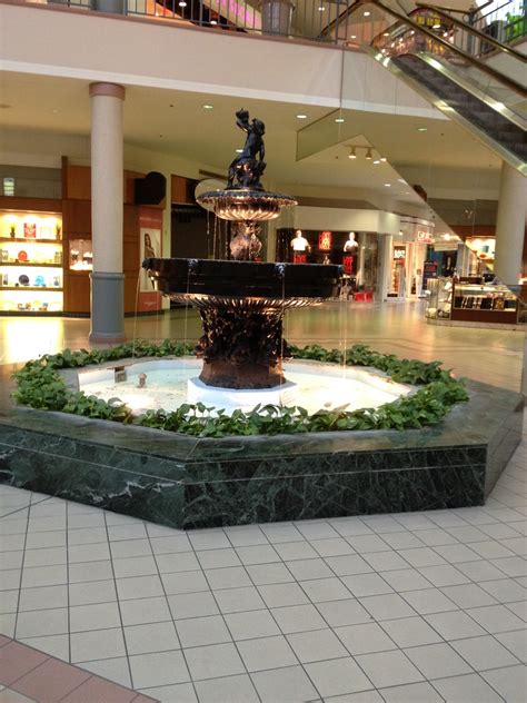 Savannah Mall Fountain Mike Kalasnik Flickr