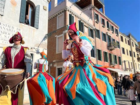 Foto Počeo Karneval U Veneciji Najpoznatiji Na Svijetu