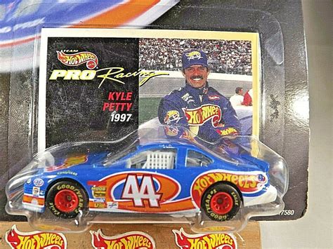 Hot Wheels Pro Racing Collector St Edition Kyle Petty Hot Wheels Other