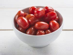 Томат Груша розовая: характеристика и описание сорта, отзывы, фото ...