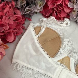Intimates Sleepwear Sexy White Eyelash Lace And Nude Bra With Button Detail Poshmark
