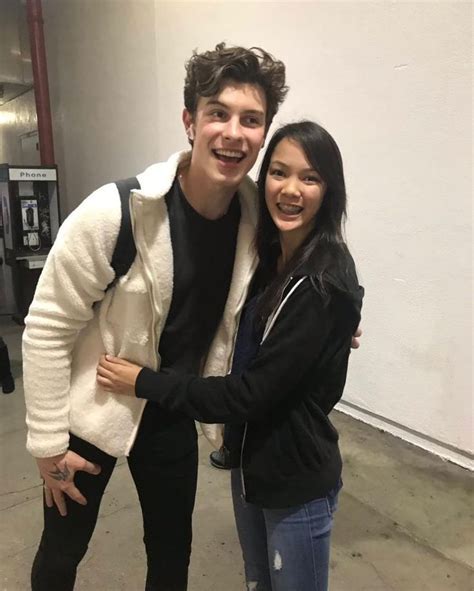 Shawn Mendes Updates1 on Instagram: “Shawn with a fan yesterday in LA”