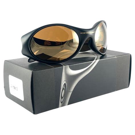 New Vintage Oakley Wrap Around Balck Gold Lenses 1999 Sunglasses For
