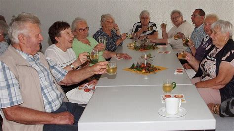 Lichtenfels Weinfest für Senioren beim Roten Kreuz obermain de