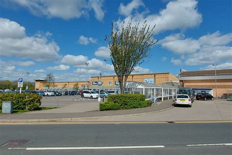 Beaumont Shopping Centre Tim Heaton Geograph Britain And Ireland